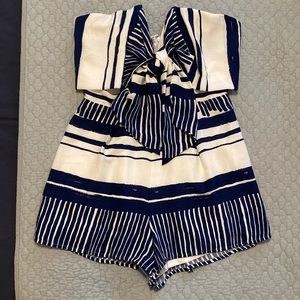 Lulus Printed Romper | sz. Small